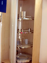 Дизайнерски ъглов шкаф за обзавеждане на кухни
